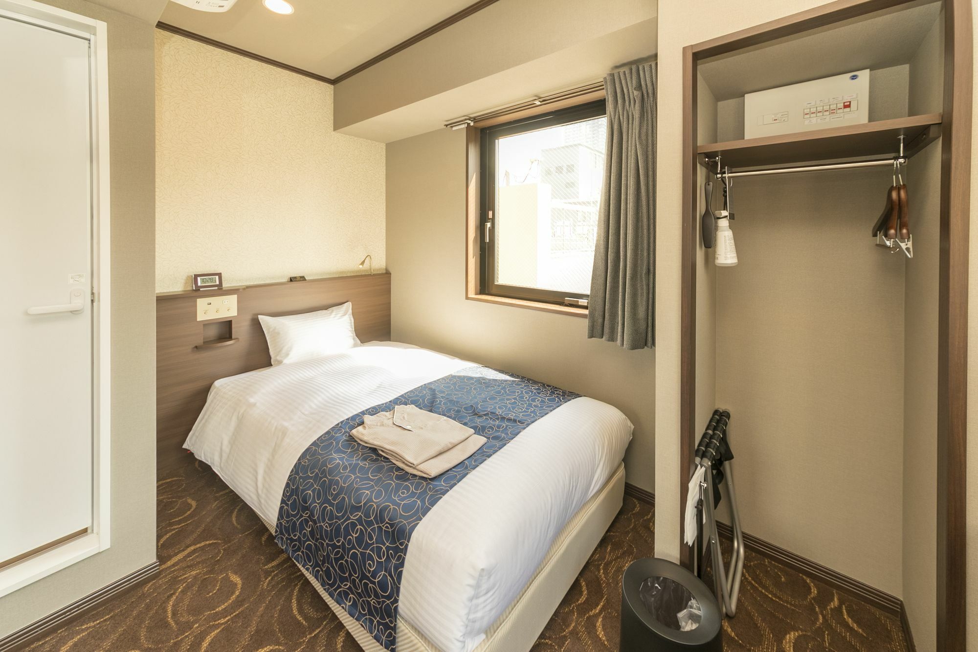 Hotel Wbf Yodoyabashi Minami Осака Екстериор снимка